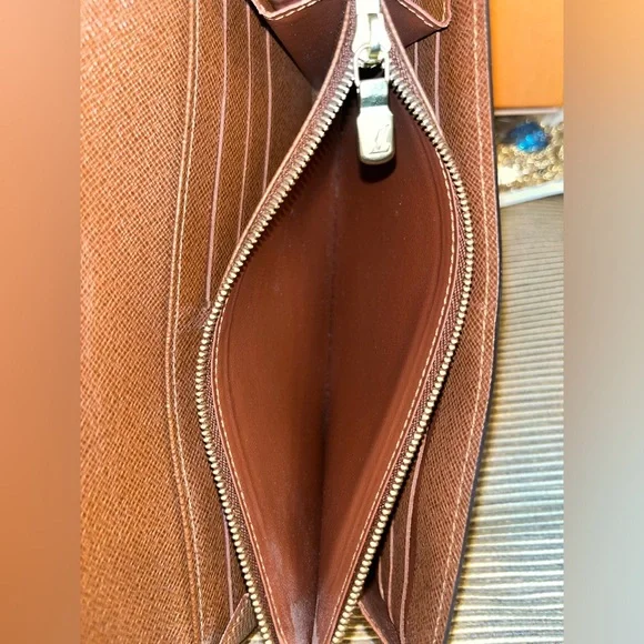 💯Authentic Louis Vuitton Portefeuille Sarah Long Wallet w/Chain inclusion - Picture 14 of 17